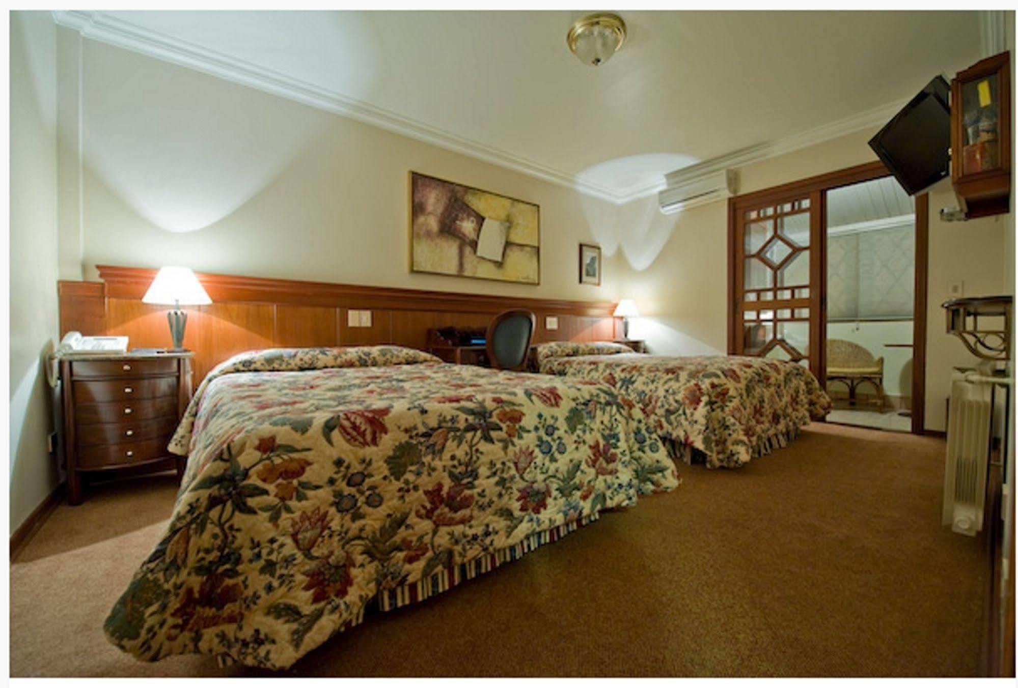 Hotel Frontenac Campos do Jordao Exterior photo