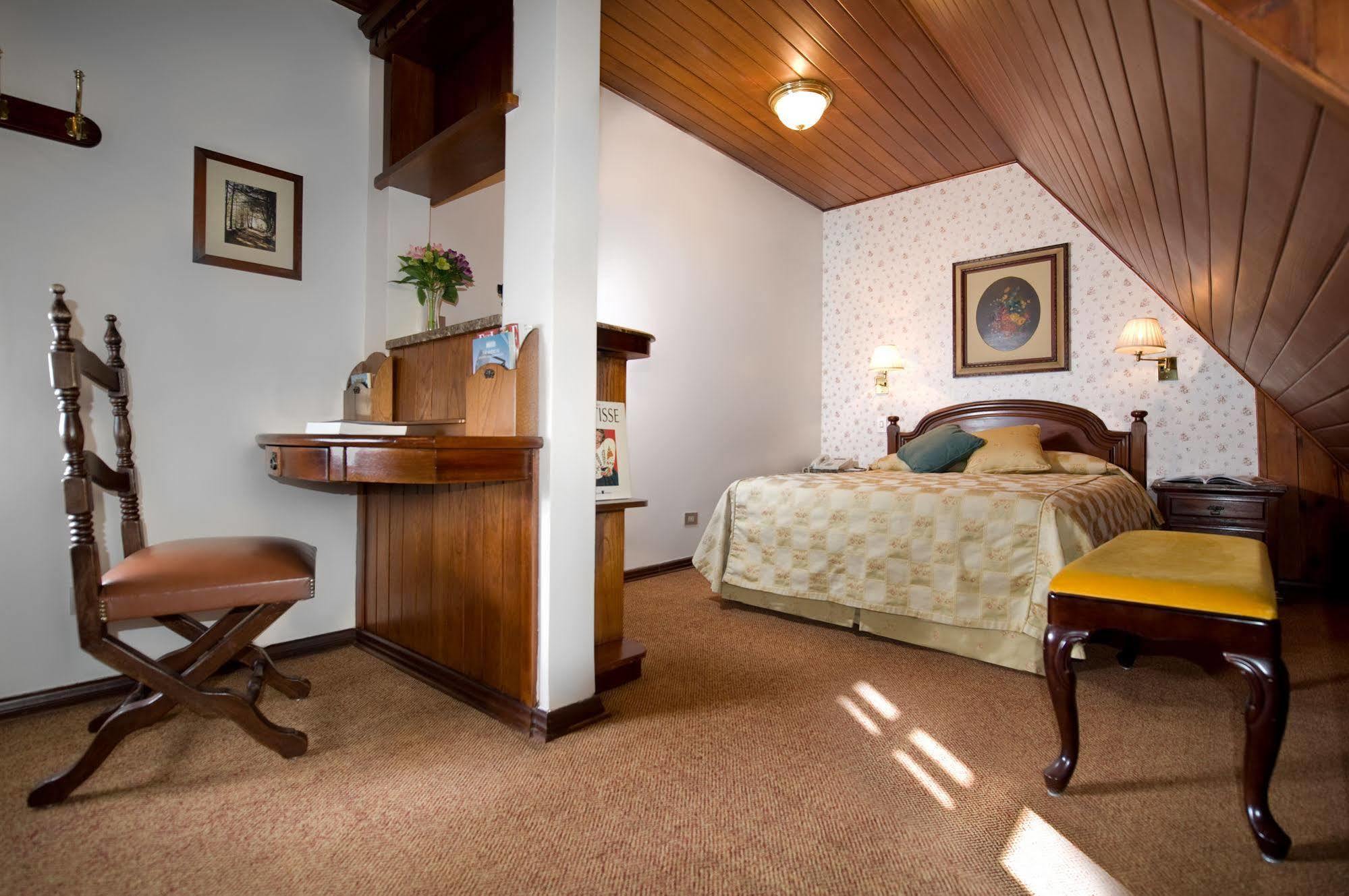 Hotel Frontenac Campos do Jordao Exterior photo